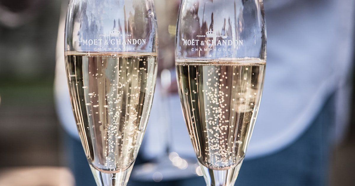 How Local Caterings Handle Large Corporate Orders