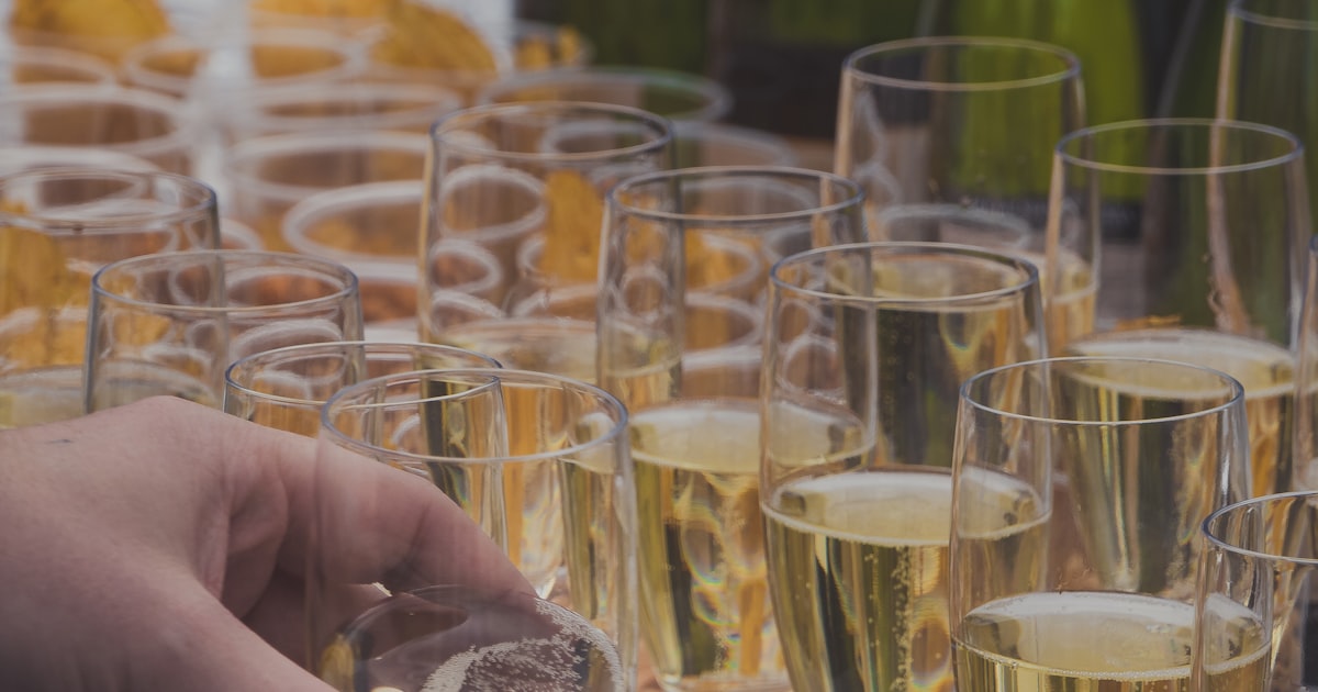 How Local Caterings Manage Outdoor Events