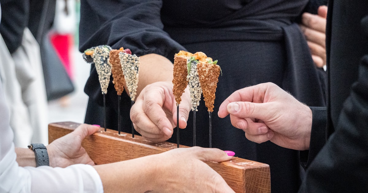 How Local Caterings Save Time & Money