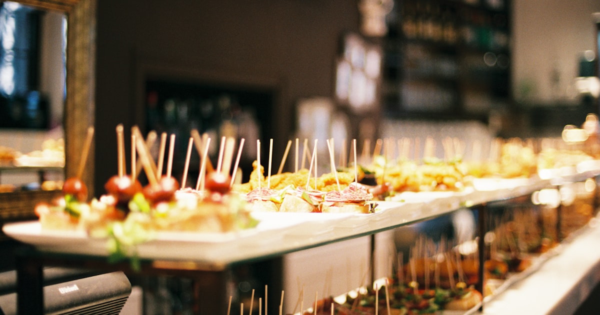 Why Local Catering Is Best for Community Events